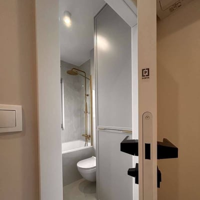 Alquiler de un moderno apartamento de 2 habitaciones, 32 m², Wola, Varsovia, Polonia